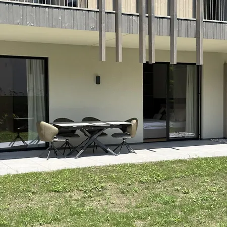 - Aira By Aa Homes דירה